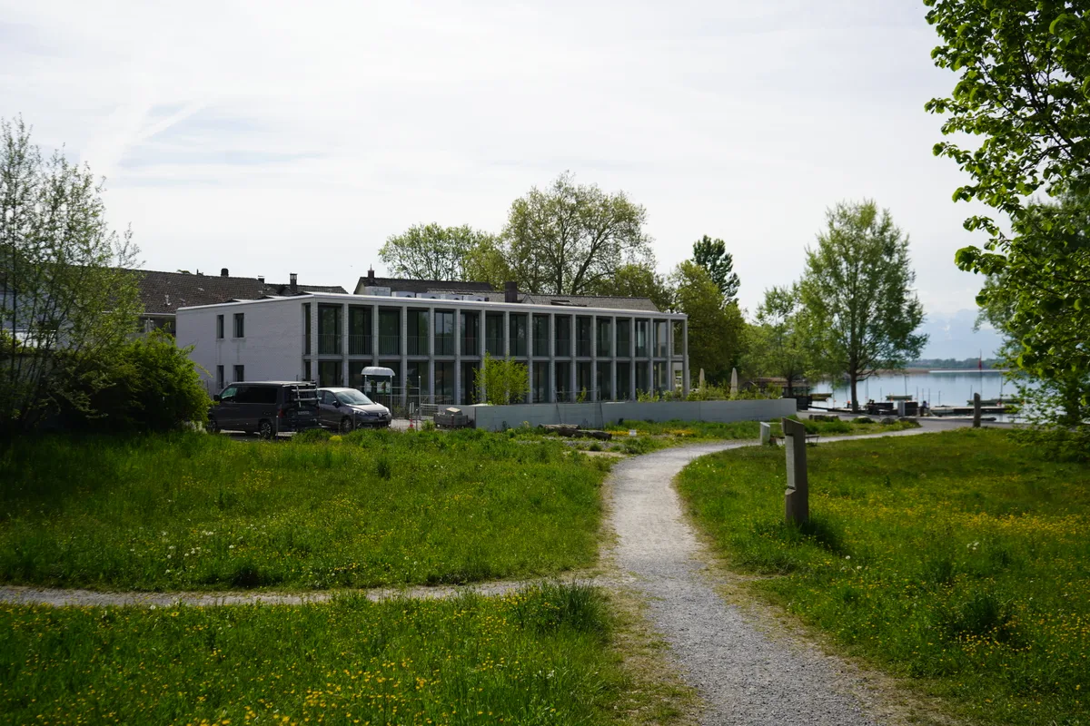 Blick auf das Bauprojekt am Seequai in Pfäffikon